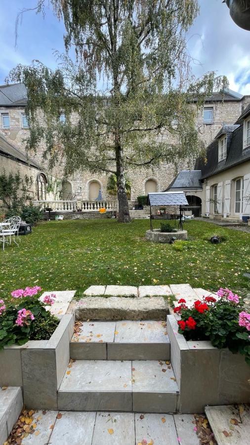 Ferienwohnung Au Puits De L'Abbaye Bourges Exterior foto